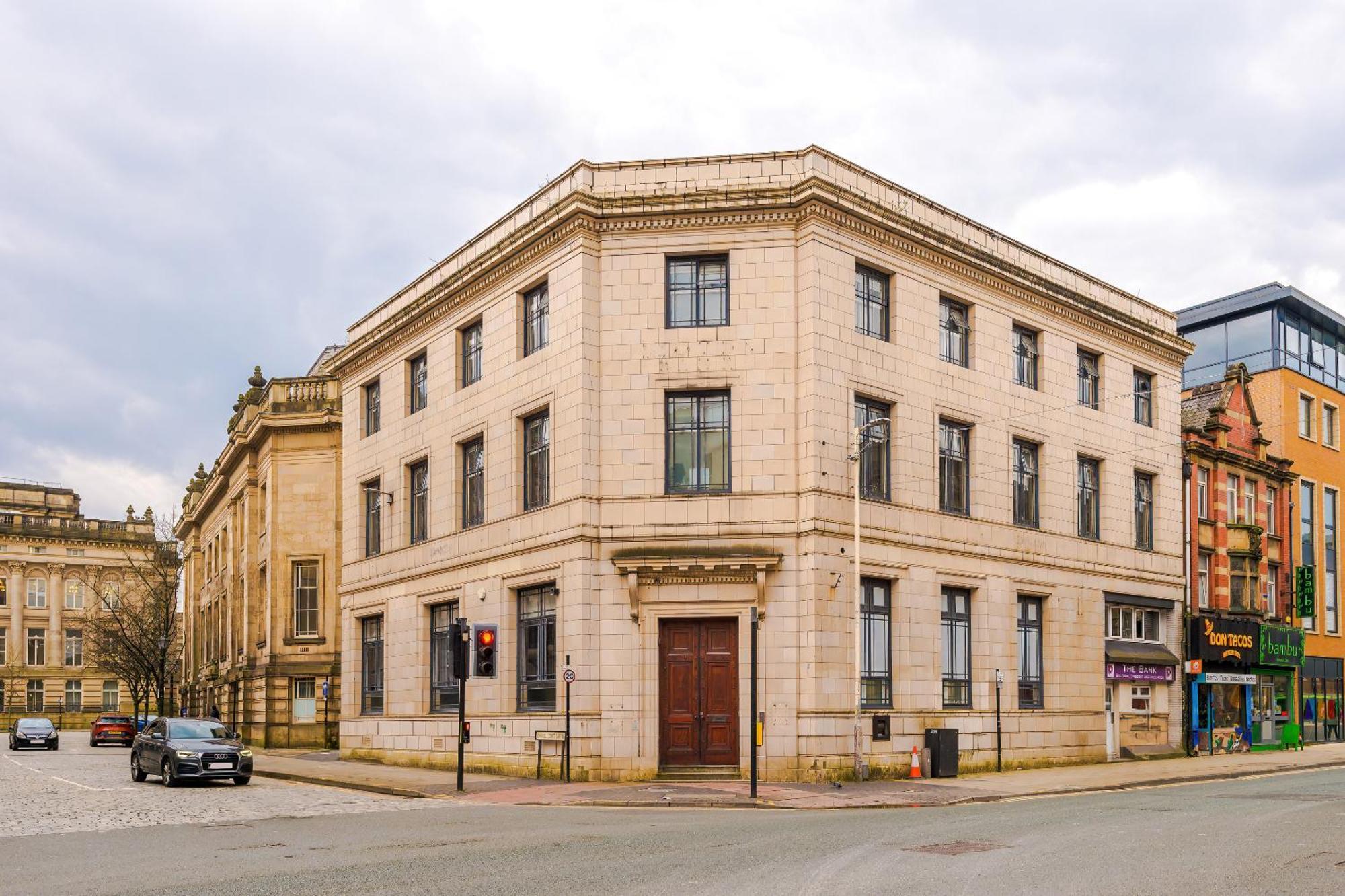 Old Bank Studio Apartments Болтън Екстериор снимка